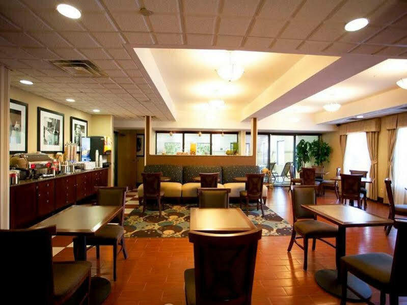 Hampton Inn Port Huron Exterior foto
